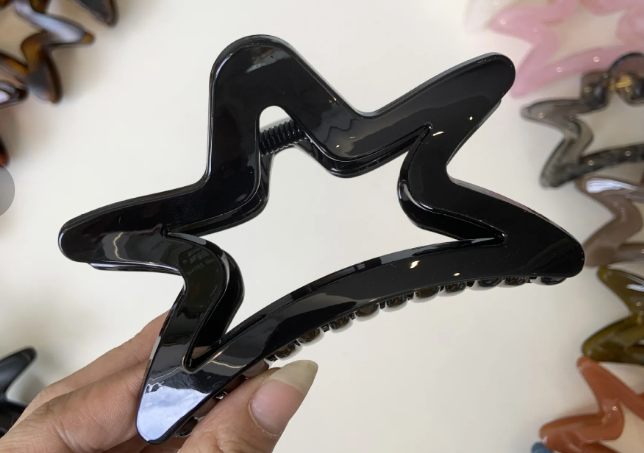 Star Claw Clip